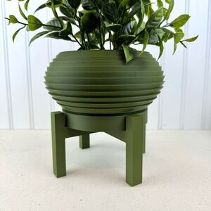 Indoor Planter Pot, The Frons Planter Pot, Drip Tray and Stand